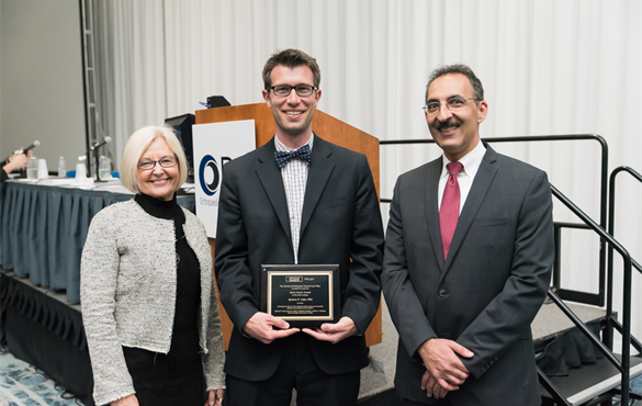 Dr. Lake receives Early Career Award from JOR